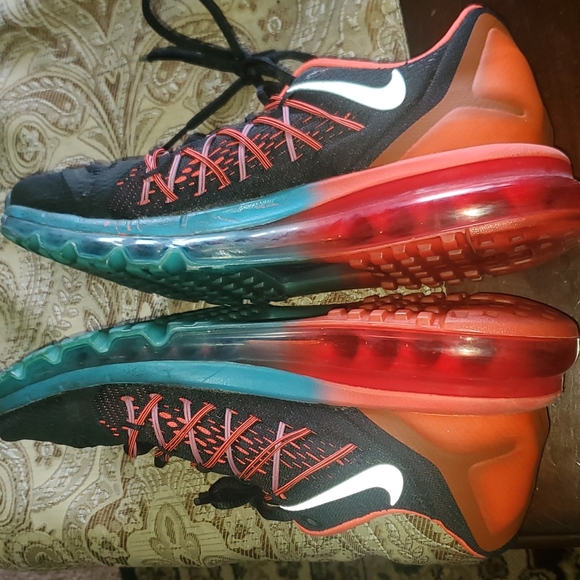 Nike shoes - Picture 5 of 7